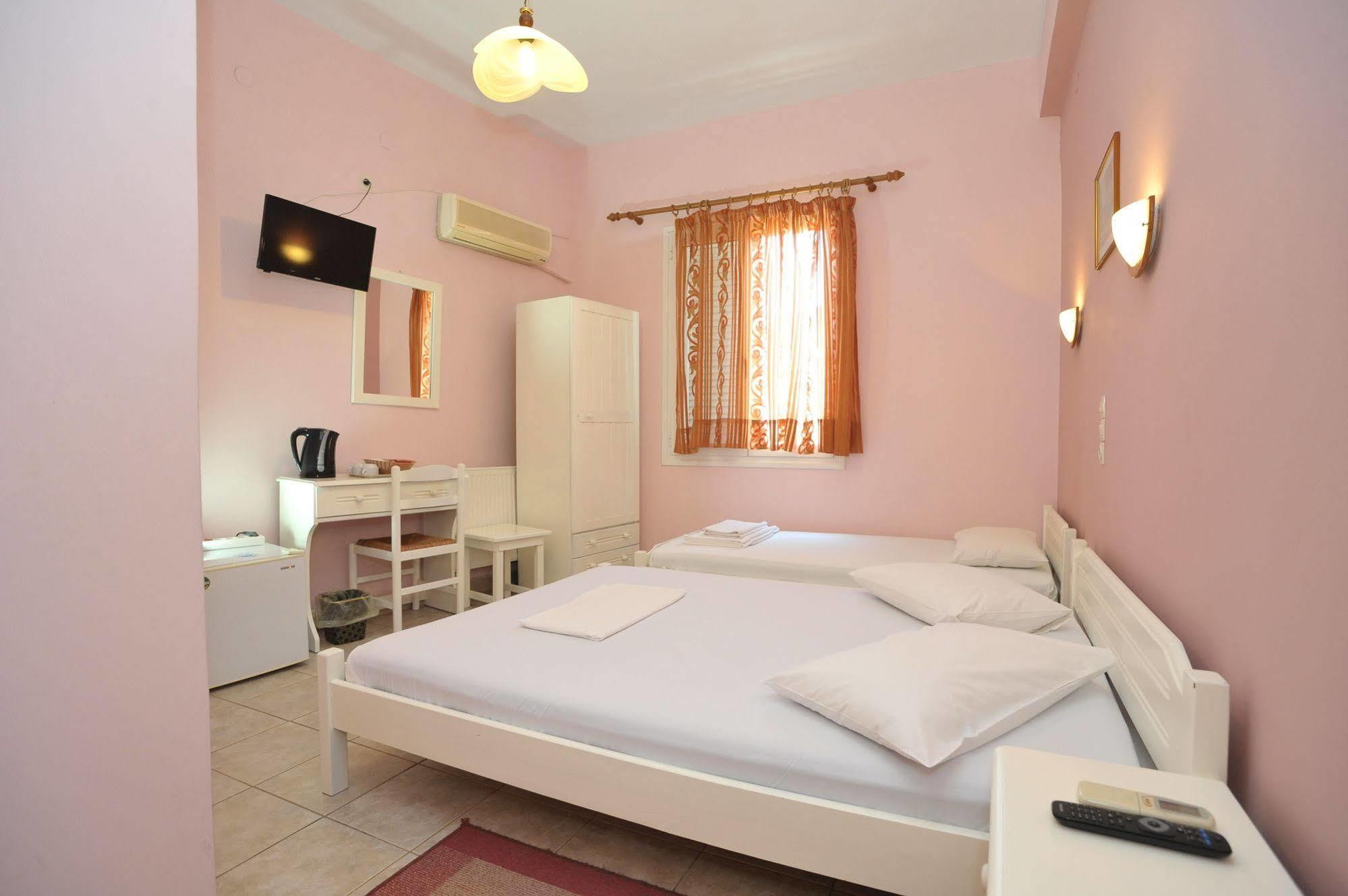 Hera Hotel Нафплион Екстериор снимка